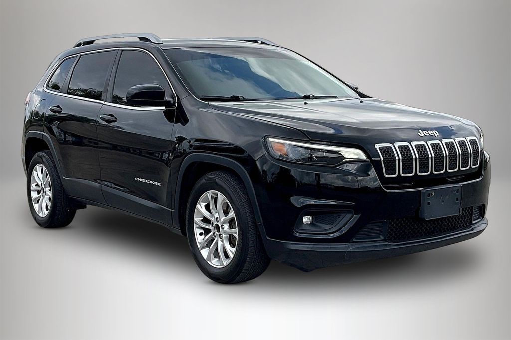Used 2019 Jeep Cherokee Latitude 4D Sport Utility