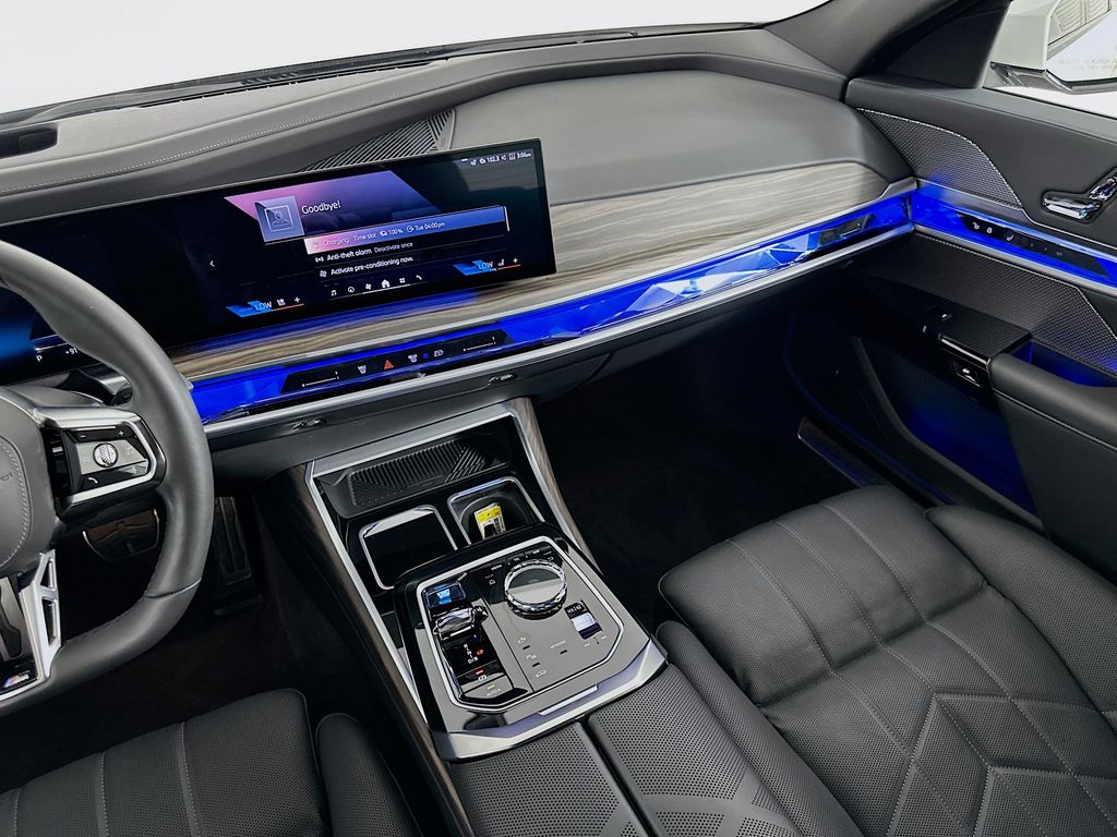 Thumbnail: 2024 BMW i7 - 23