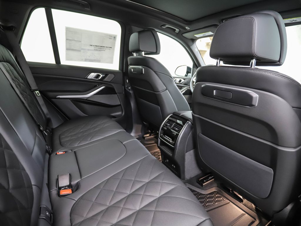 Thumbnail: 2026 BMW X5 - 27