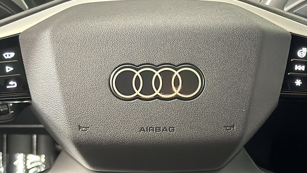 2025 Audi Q4 e-tron  16