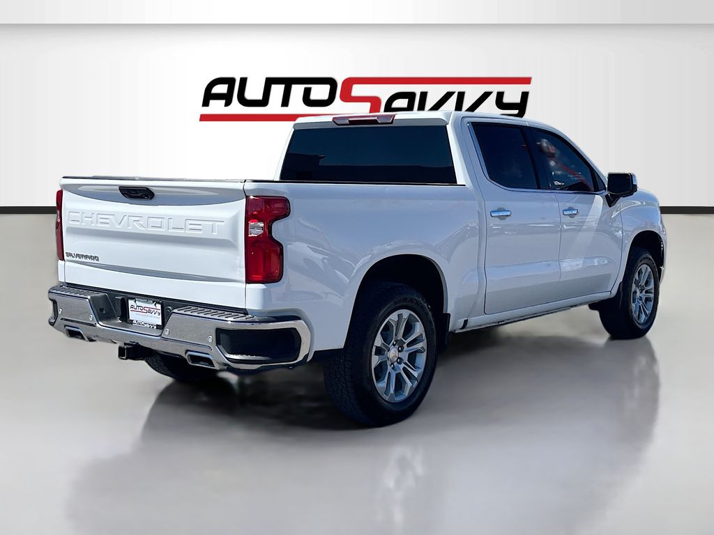 Used 2025 White Chevrolet LTZ image 7