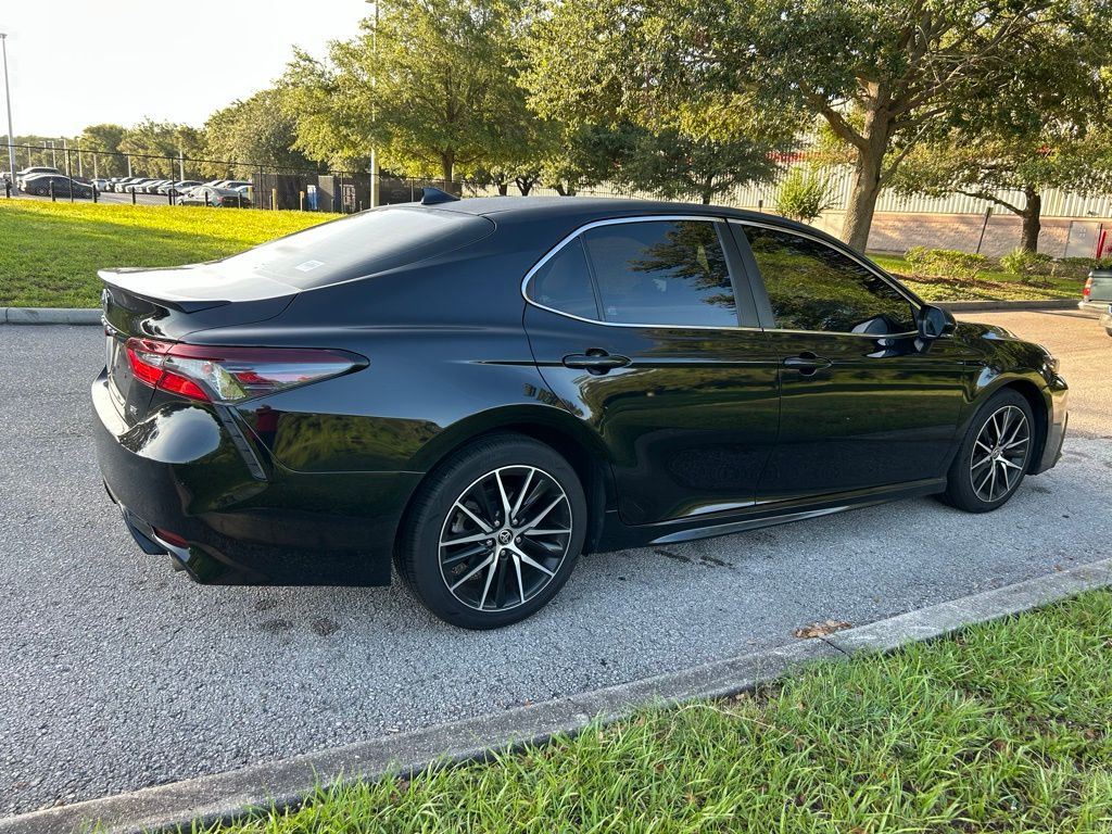 Thumbnail: 2021 Toyota Camry - 5