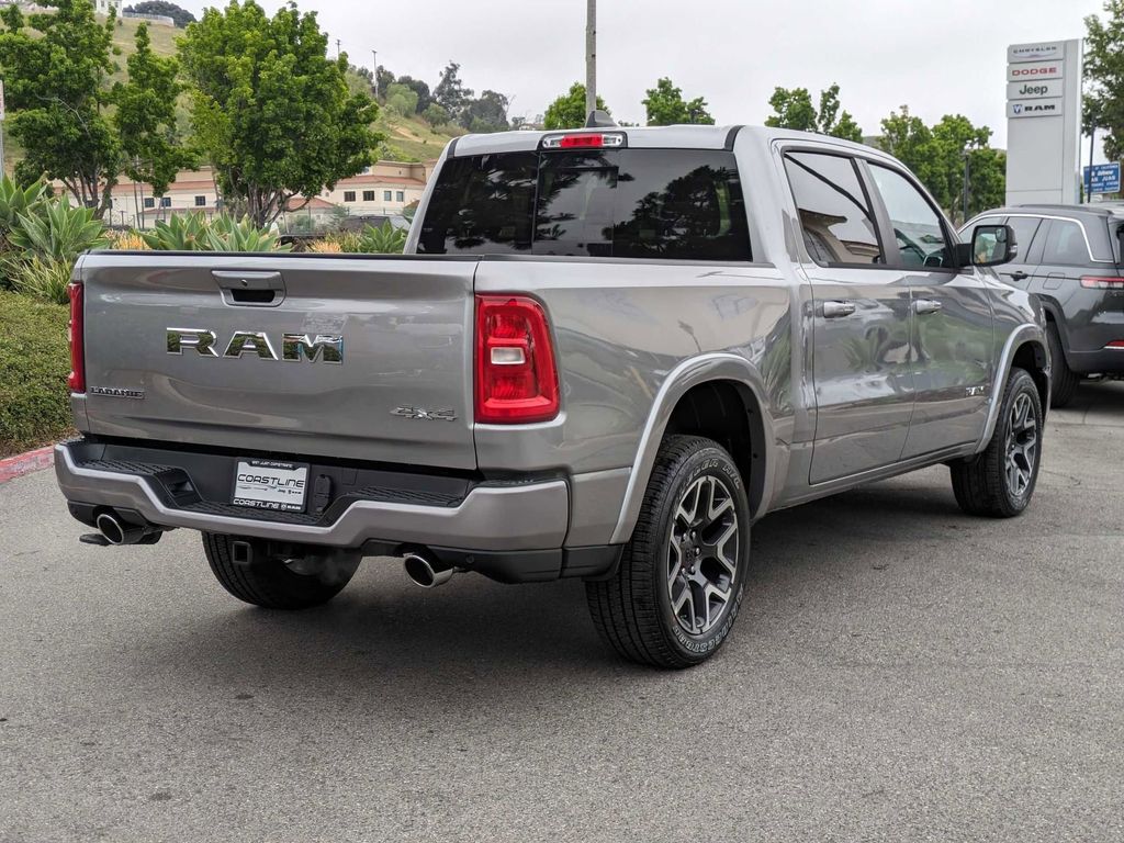 2025 Ram 1500 Laramie 4