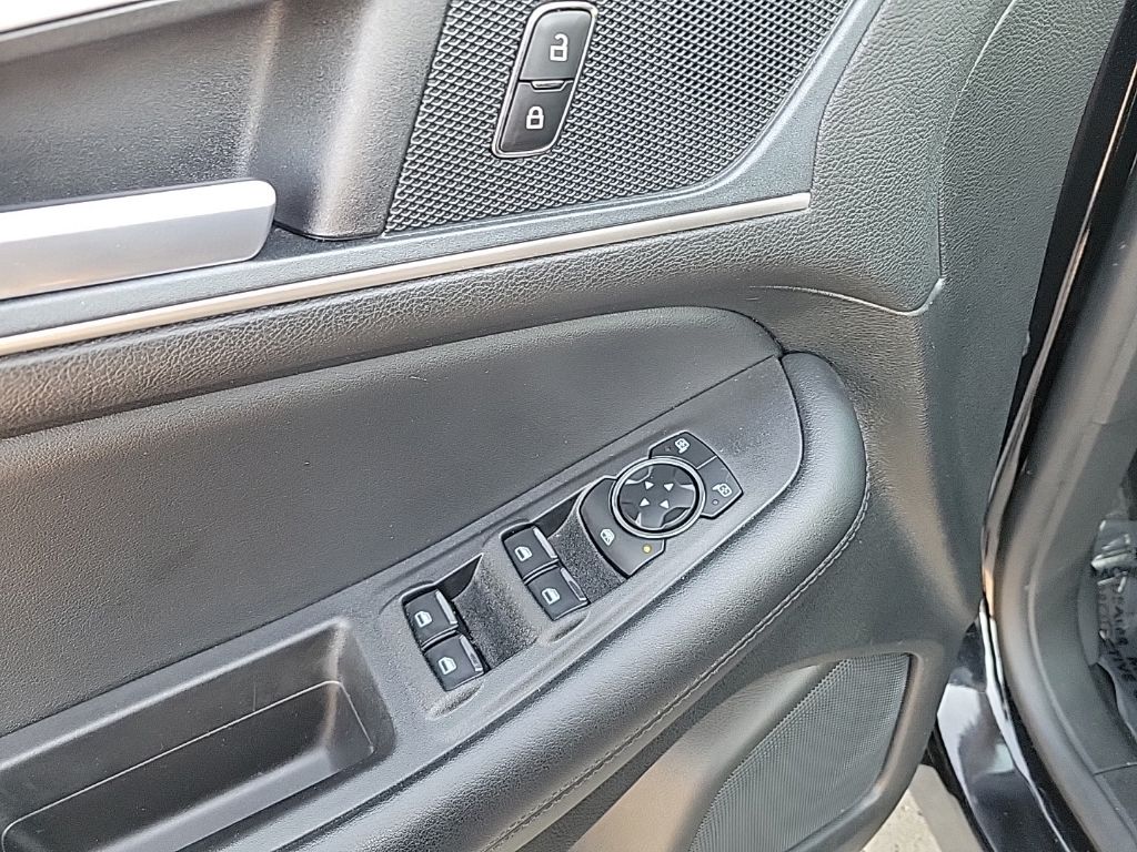 Used 2024 Ford Edge SUV