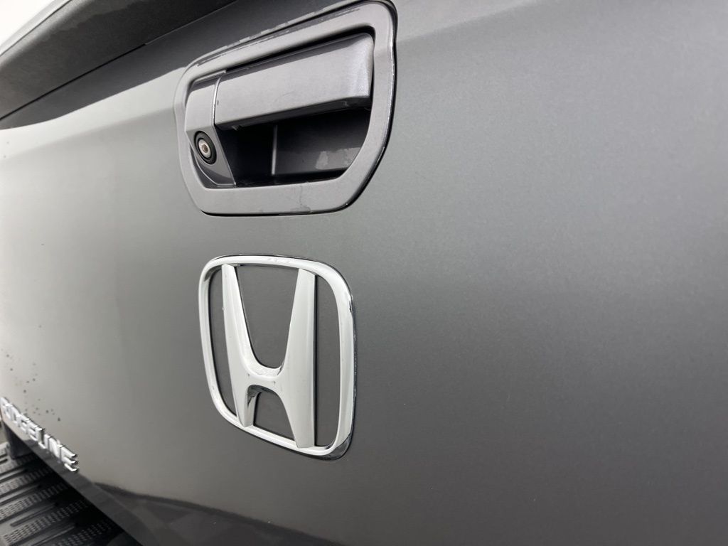 Thumbnail: 2017 Honda Ridgeline - 9