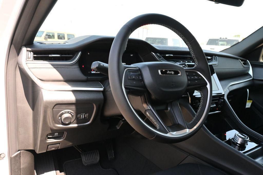2026 Jeep Grand Cherokee L Laredo White at Victoria Chrysler Dodge Jeep Ram