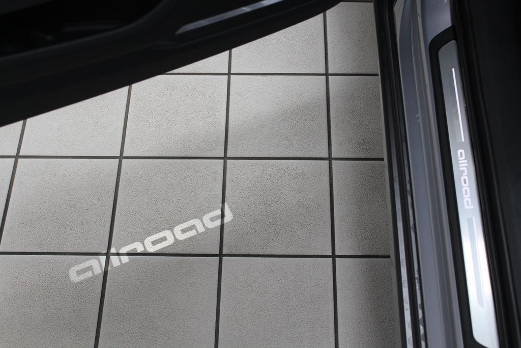 Thumbnail: 2026 Audi A6 - 15