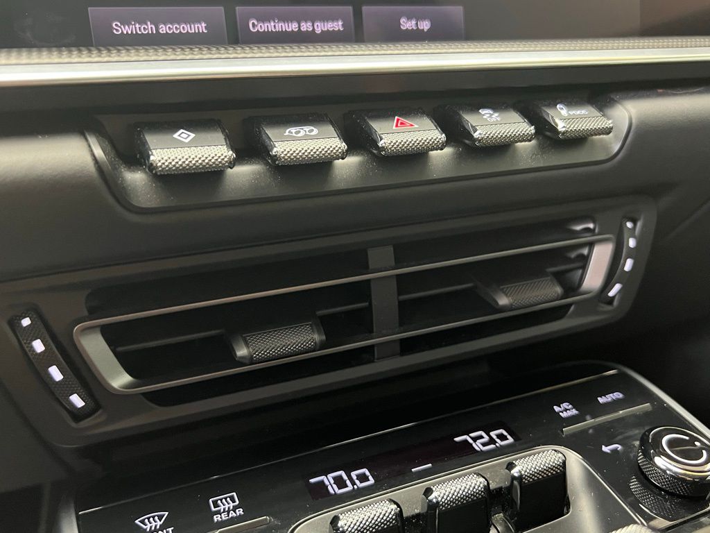 Thumbnail: 2024 Porsche 911 - 12