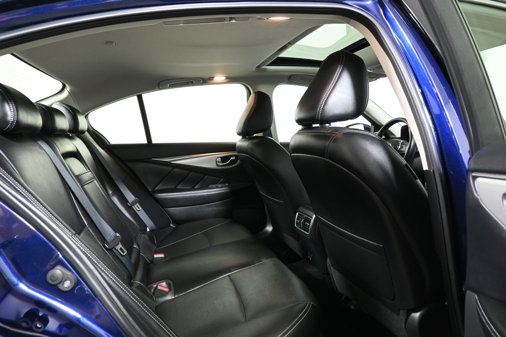 Thumbnail: 2022 INFINITI Q50 - 25