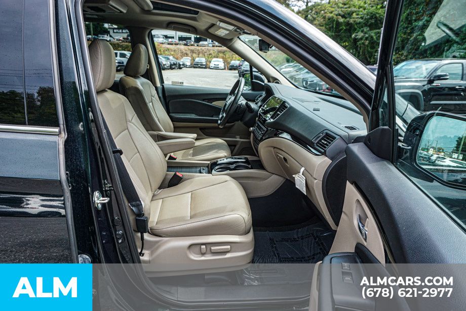 2019 Honda Pilot Elite photo 24
