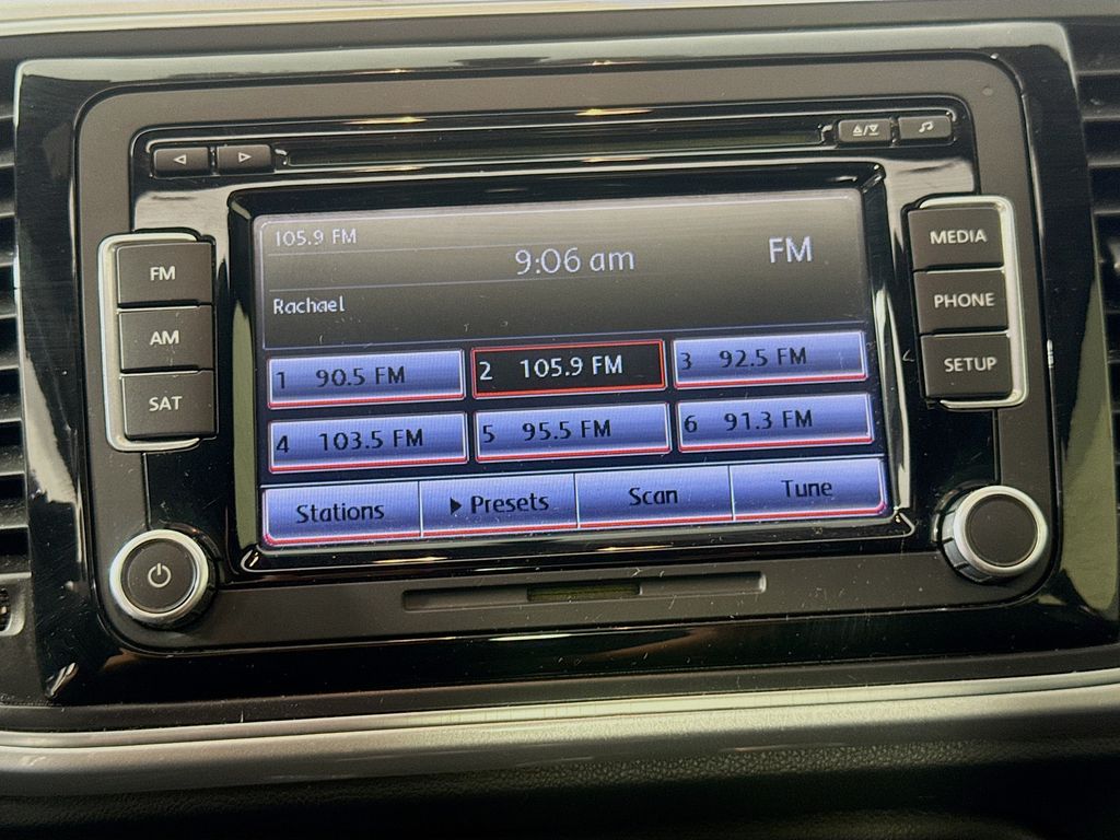 Used Car 2013 Volkswagen Beetle  2.5l For Sale Under $12,000 In Austin, Texas