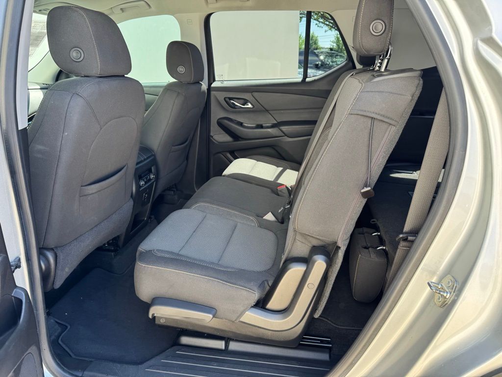 Used Car 2018 Chevrolet Traverse  Ls For Sale Under $20,000 In Georgetown, Texas