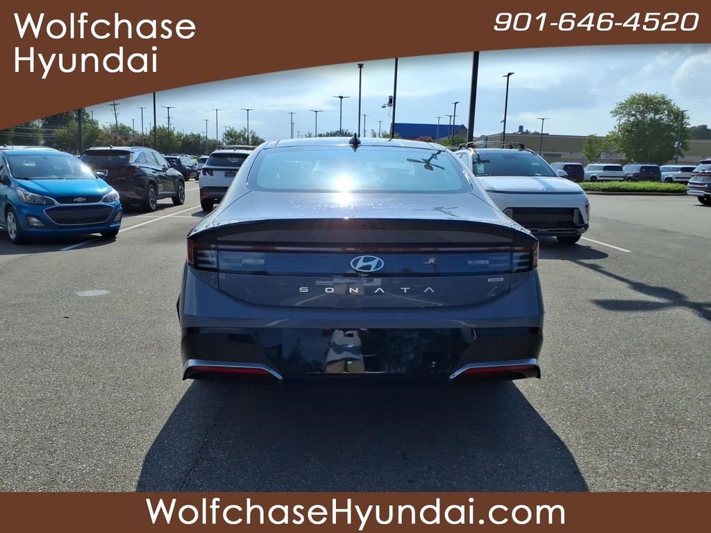New 2026 Hyundai Sonata Hybrid Sedan
