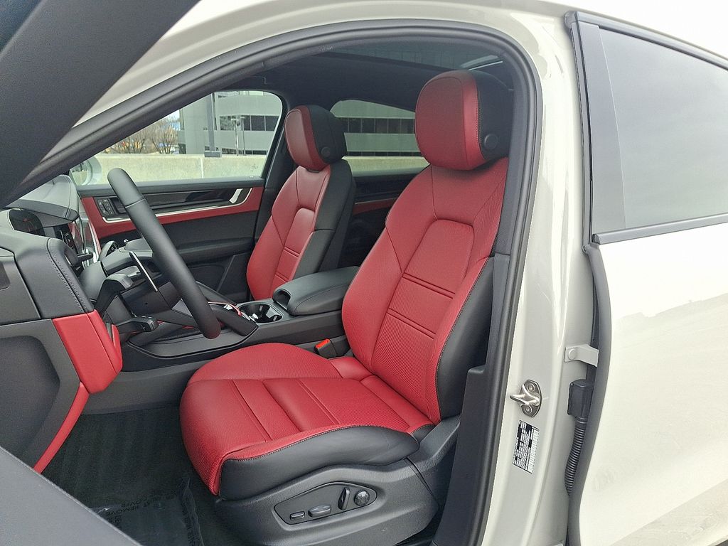 Thumbnail: 2026 Porsche  - 16