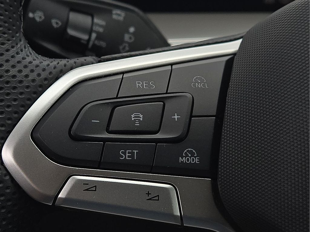 Used 2025 Volkswagen Tiguan For Sale in Farmington, AR