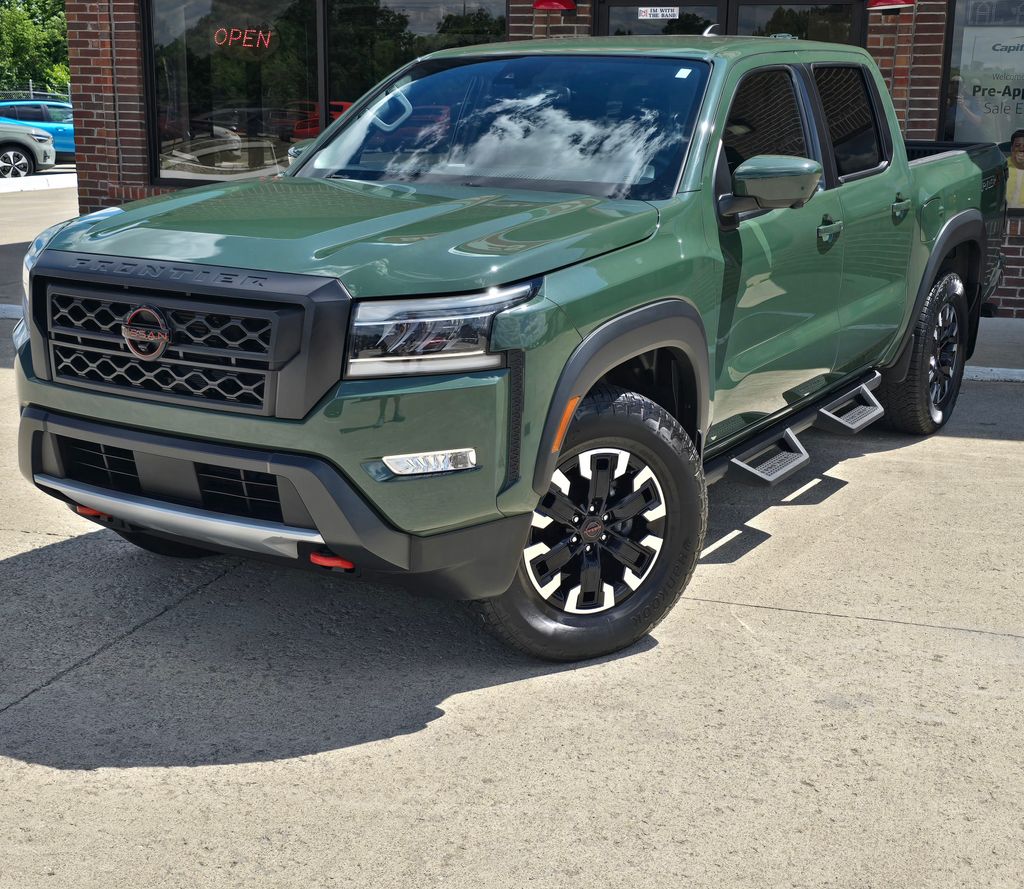 2023 Nissan Frontier PRO-X Crew Cab RWD