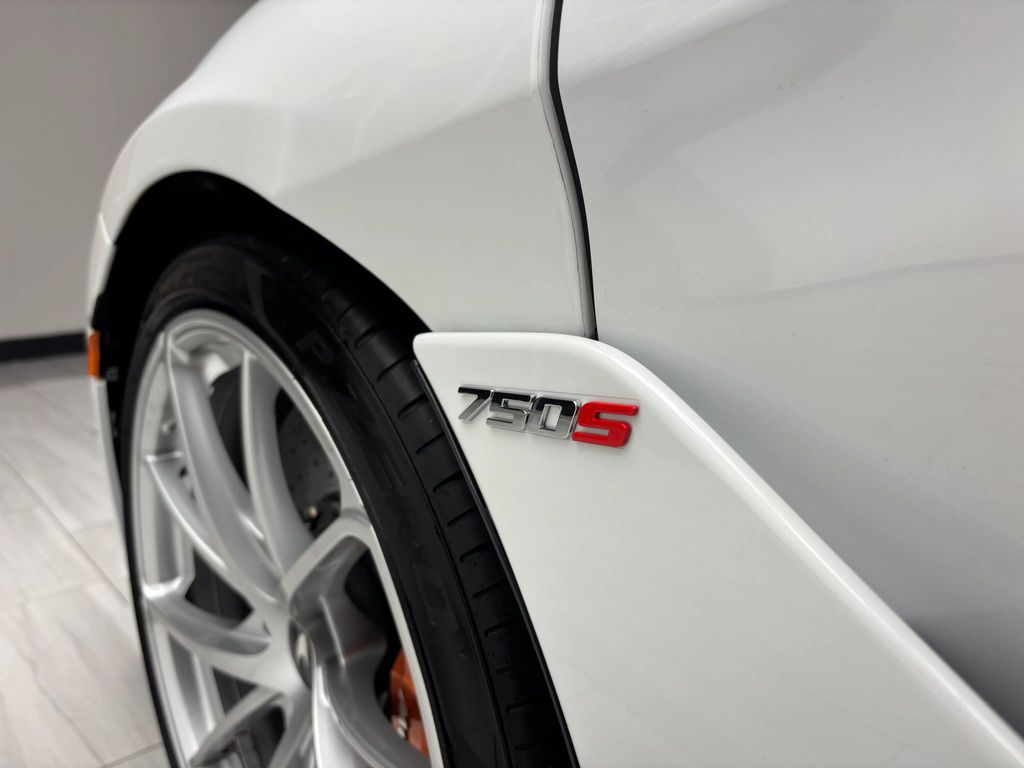 2024 McLaren 750S