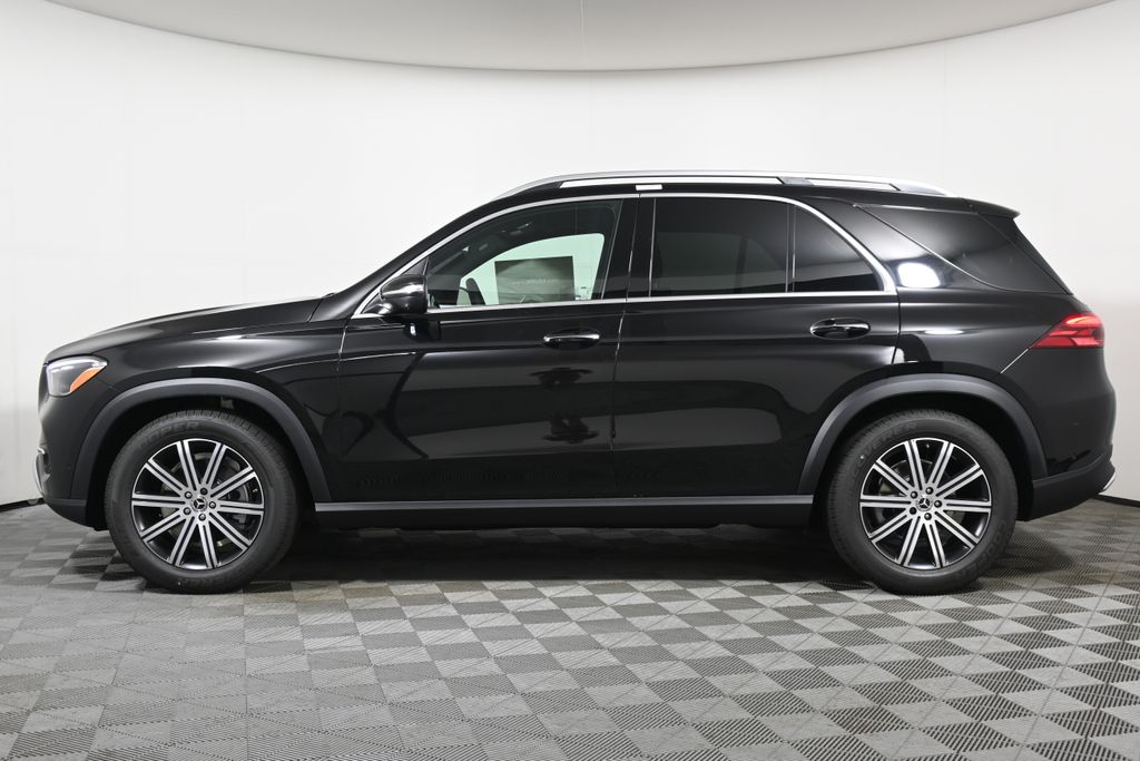 Thumbnail: 2026 Mercedes-Benz GLE - 2