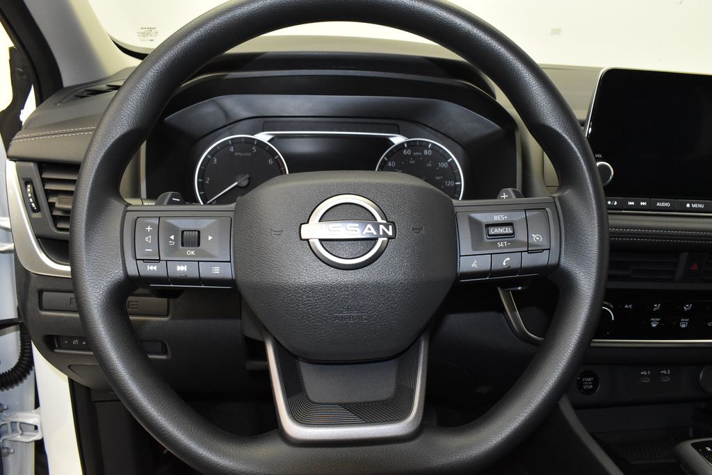 2025 Nissan Rogue S 15