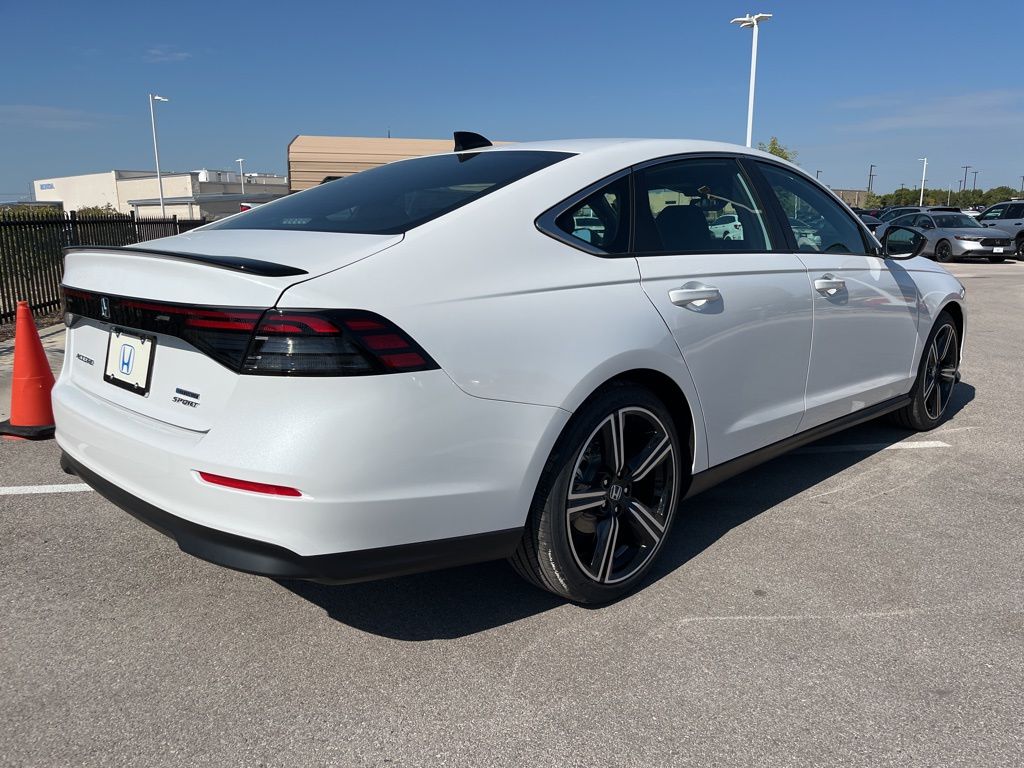 Thumbnail: 2025 Honda Accord - 3