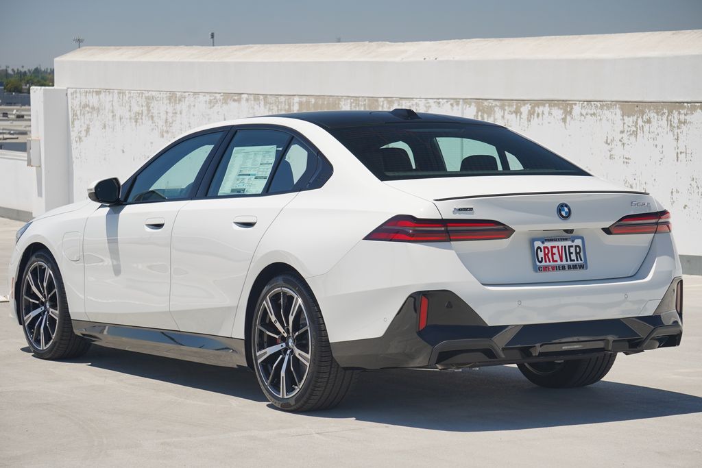 Thumbnail: 2026 BMW 5 Series - 8