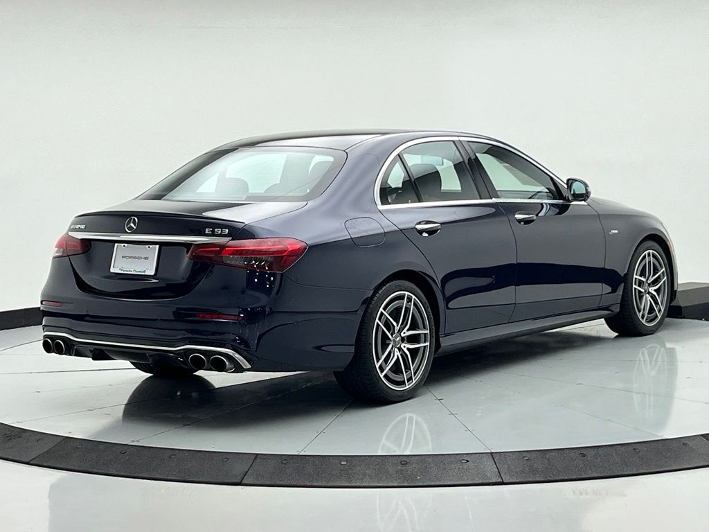 Thumbnail: 2022 Mercedes-Benz E-Class - 5