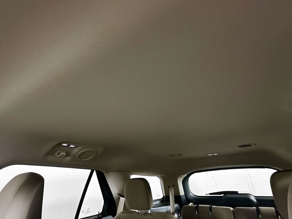 Used 2023 Gray Ford XLT image 20