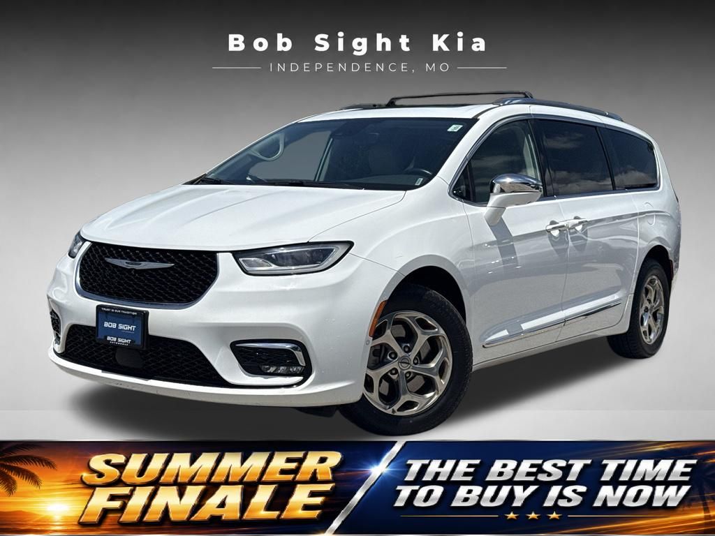 Bright White Clearcoat 2021 Chrysler Pacifica Minivan All-Wheel Drive 9-Speed Automatic