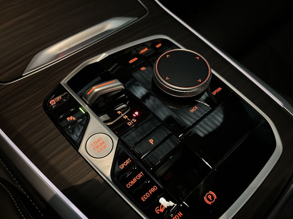 Thumbnail: 2026 BMW X5 - 20
