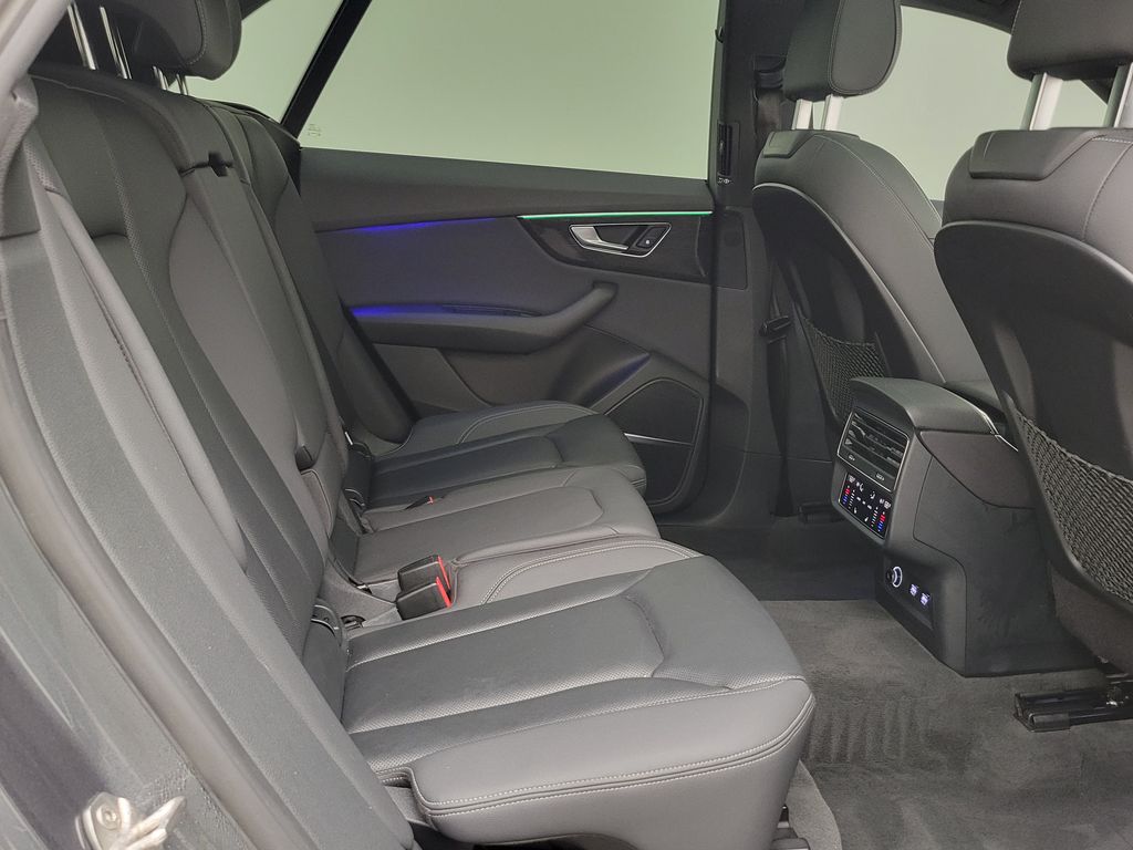 Thumbnail: 2019 Audi Q8 - 15