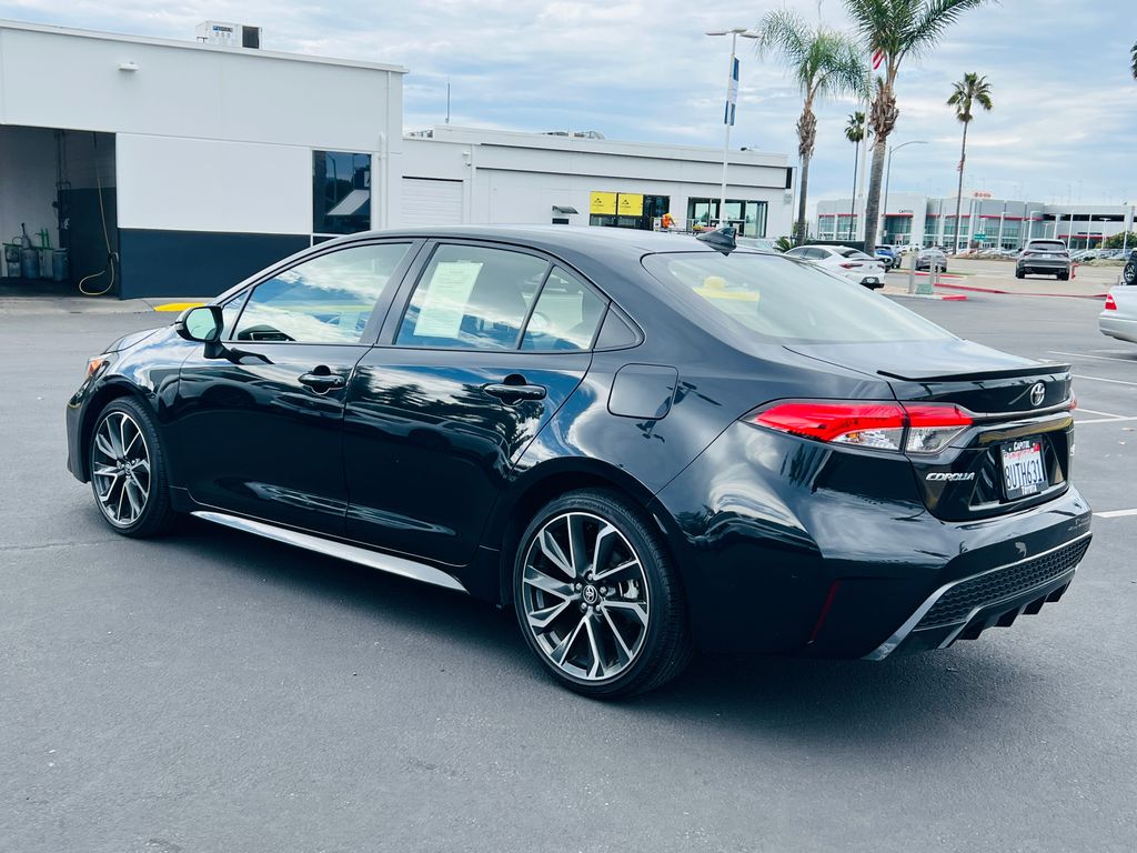 Thumbnail: 2021 Toyota Corolla - 8