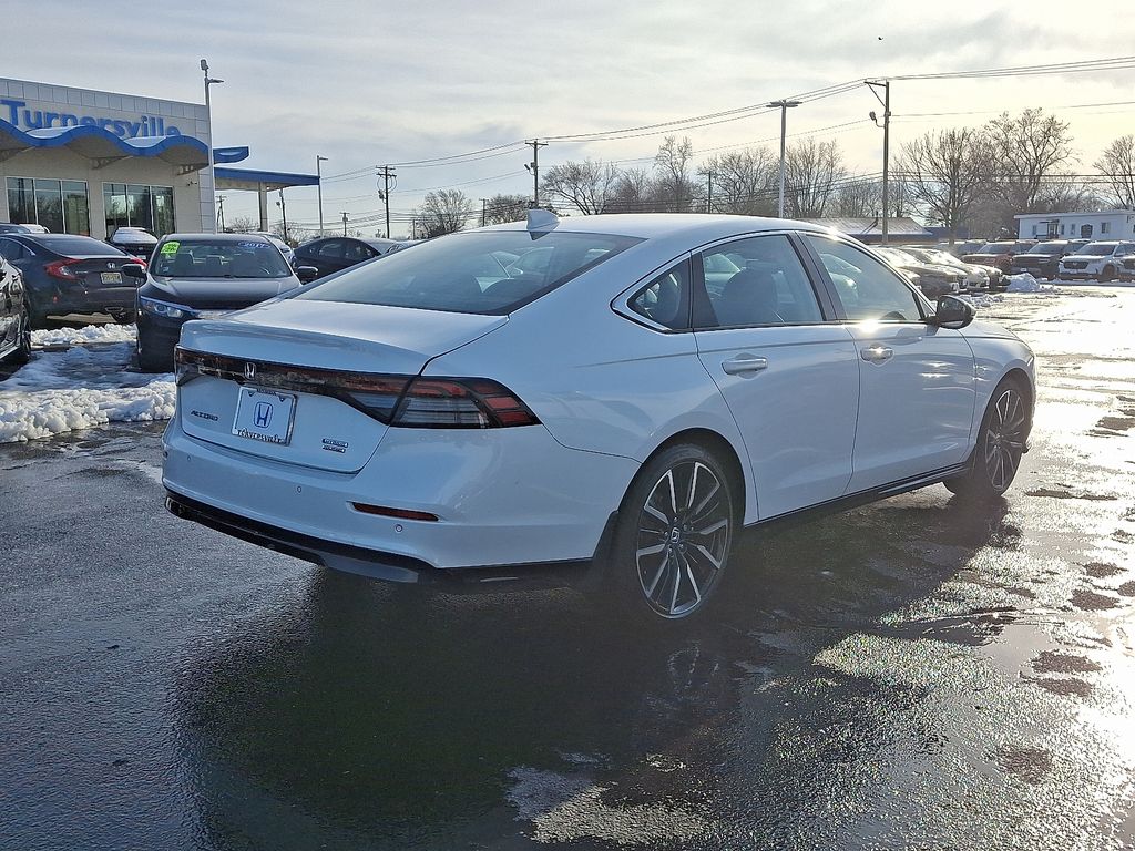Thumbnail: 2023 Honda Accord - 6