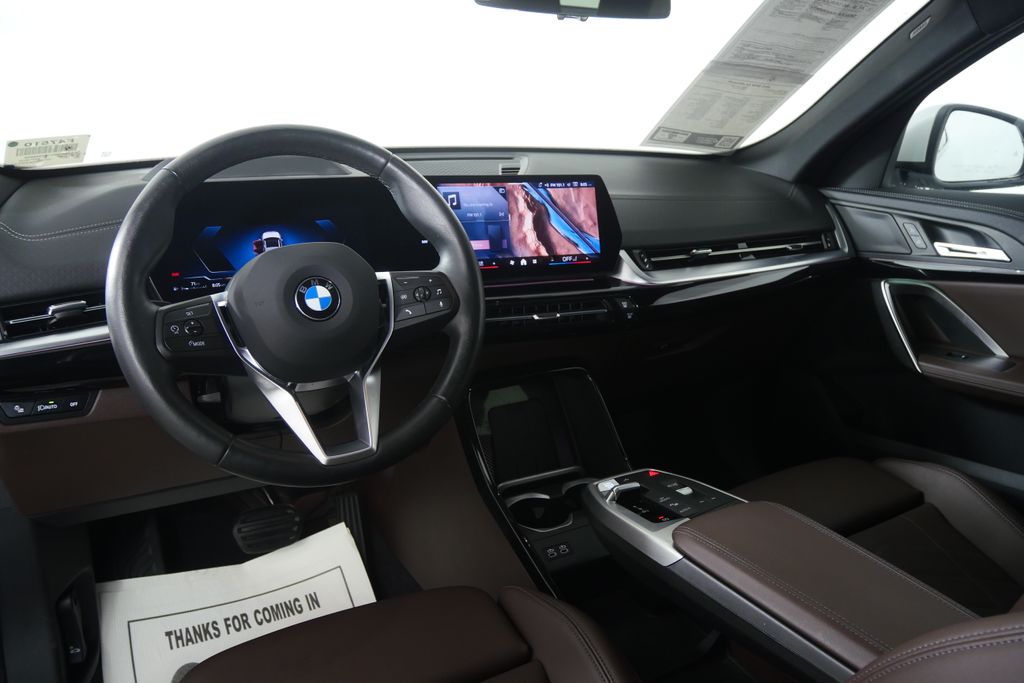 Thumbnail: 2025 BMW X2 - 16