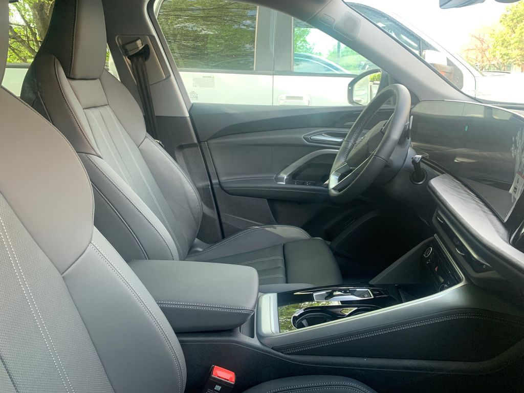 Thumbnail: 2025 Audi Q5 - 8