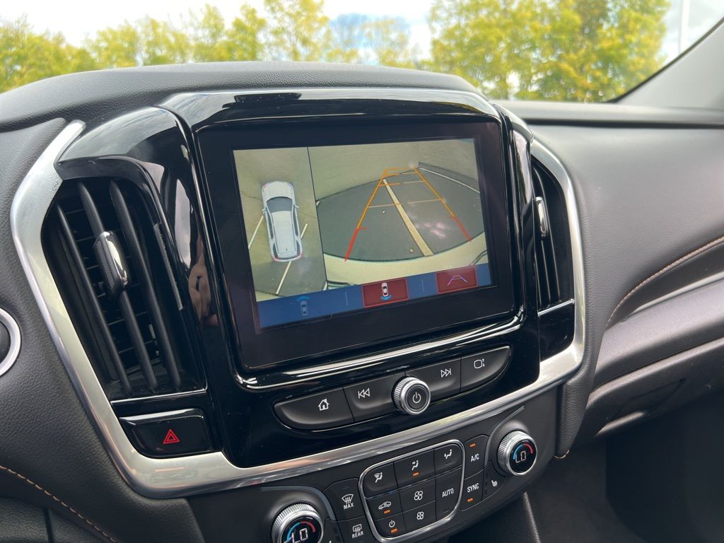 Thumbnail: 2019 Chevrolet Traverse - 32