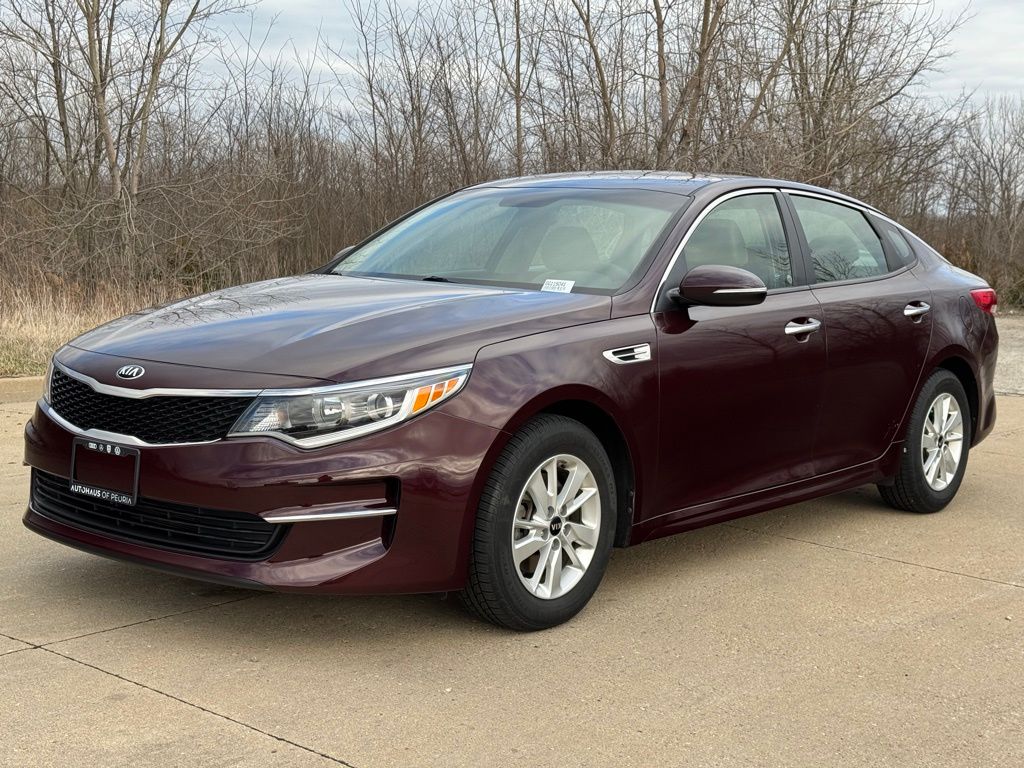 2016 Kia Optima LX photo