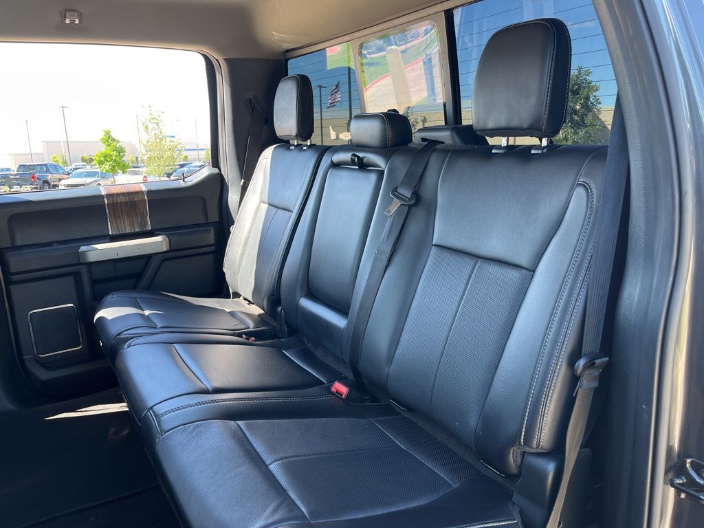 2020 Ford F-150 Lariat 23