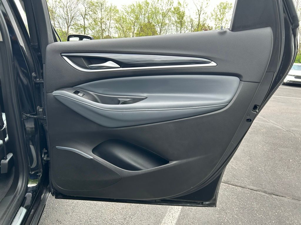 2021 Buick Enclave Premium 26