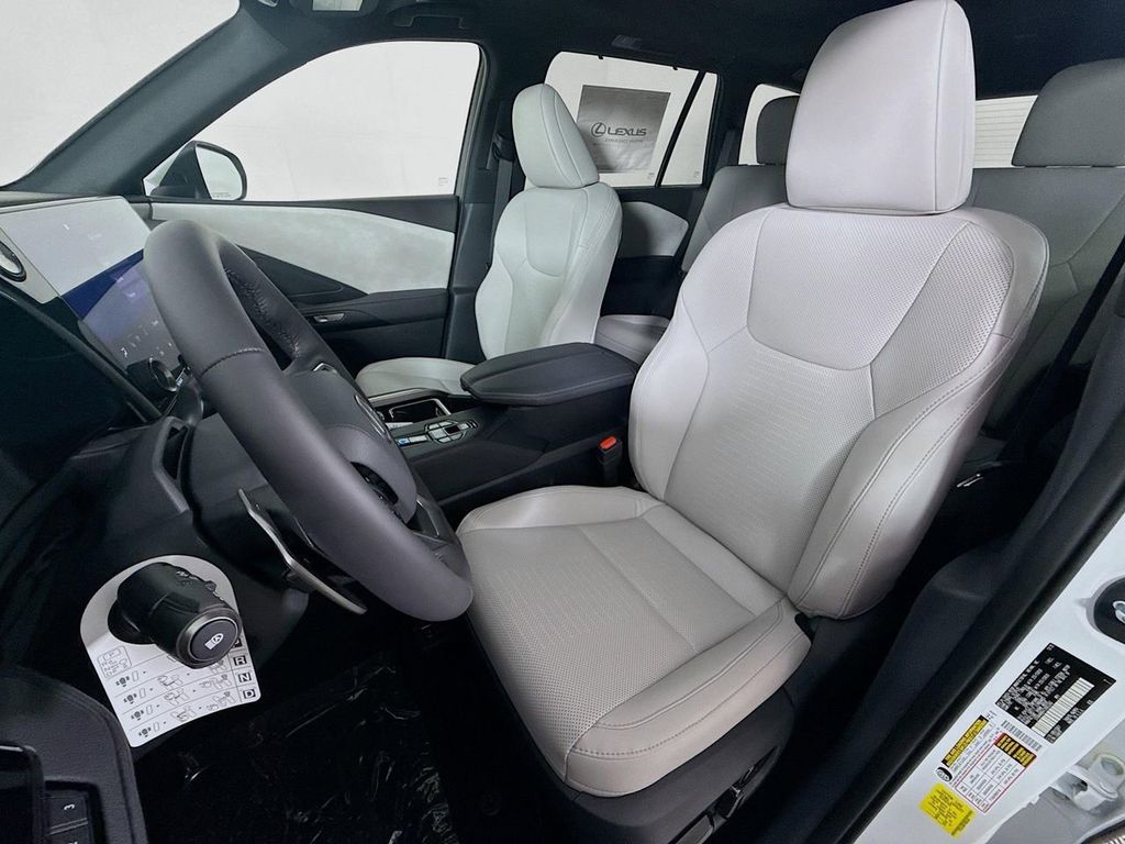 Thumbnail: 2026 Lexus TX - 16