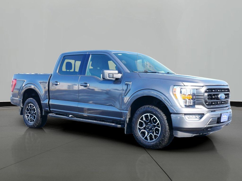 View vehicle photo 4