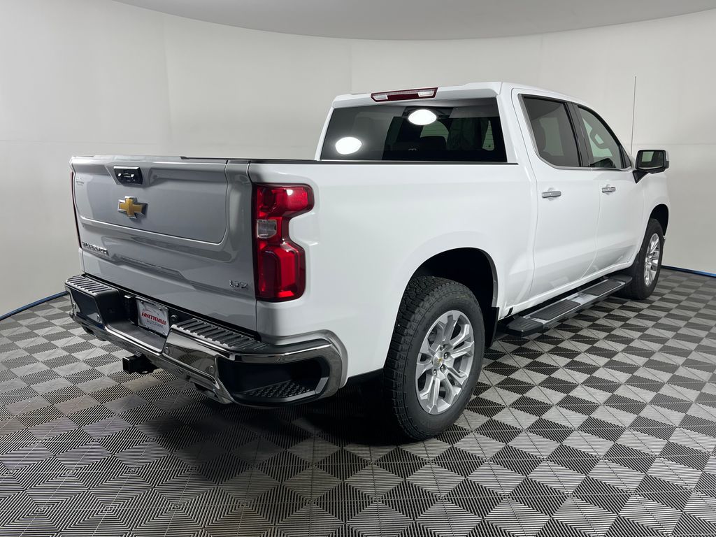 Thumbnail: 2026 Chevrolet Silverado 1500 - 5