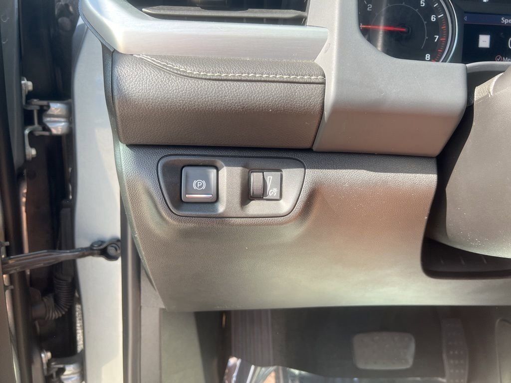 2023 Sterling Metallic GMC Acadia SLT FWD SUV