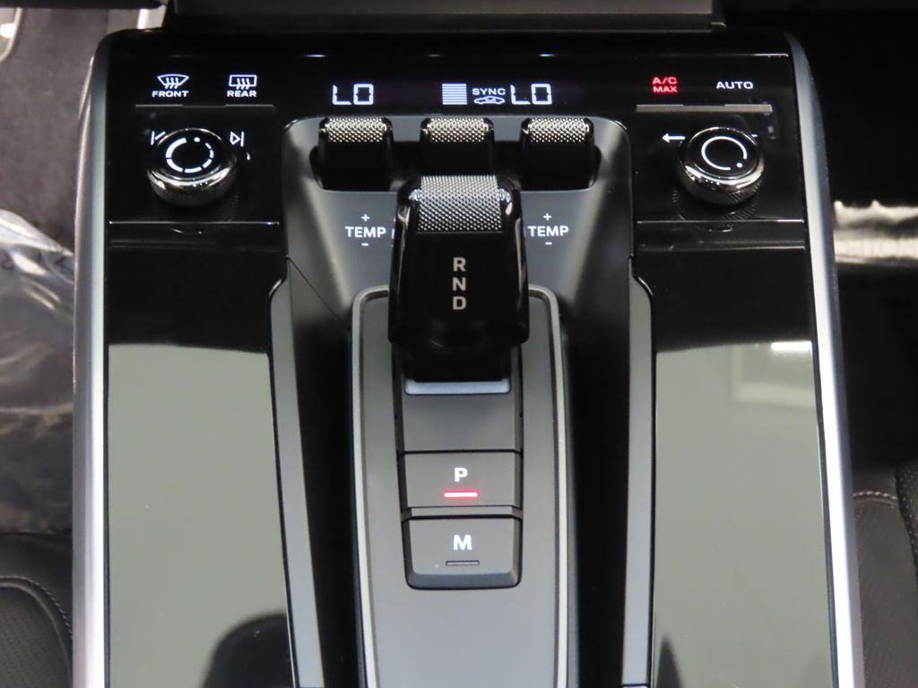 Thumbnail: 2020 Porsche 911 - 27