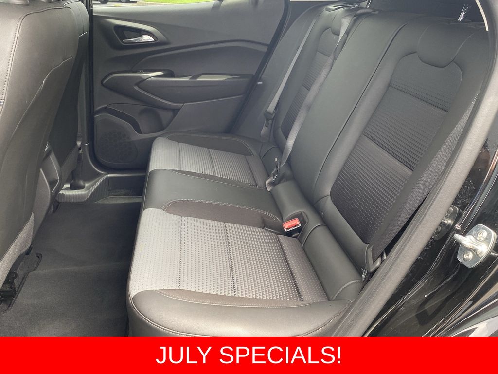 Used 2025 Chevrolet Trax SUV