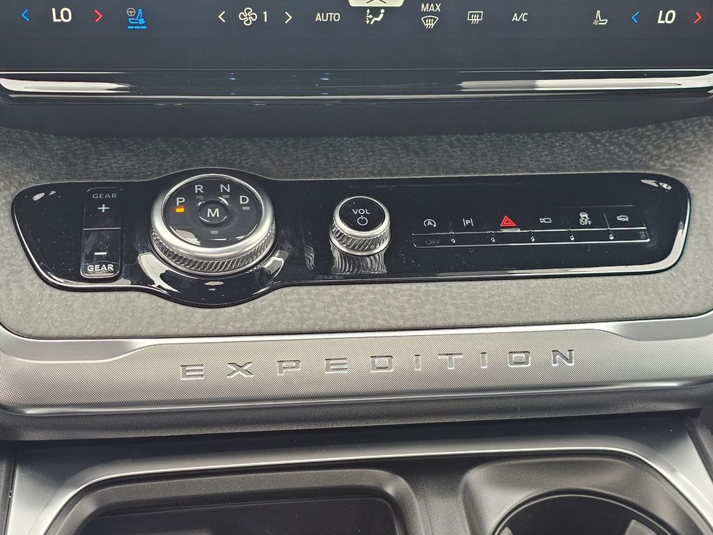 New 2026 Gray Ford Tremor image 31