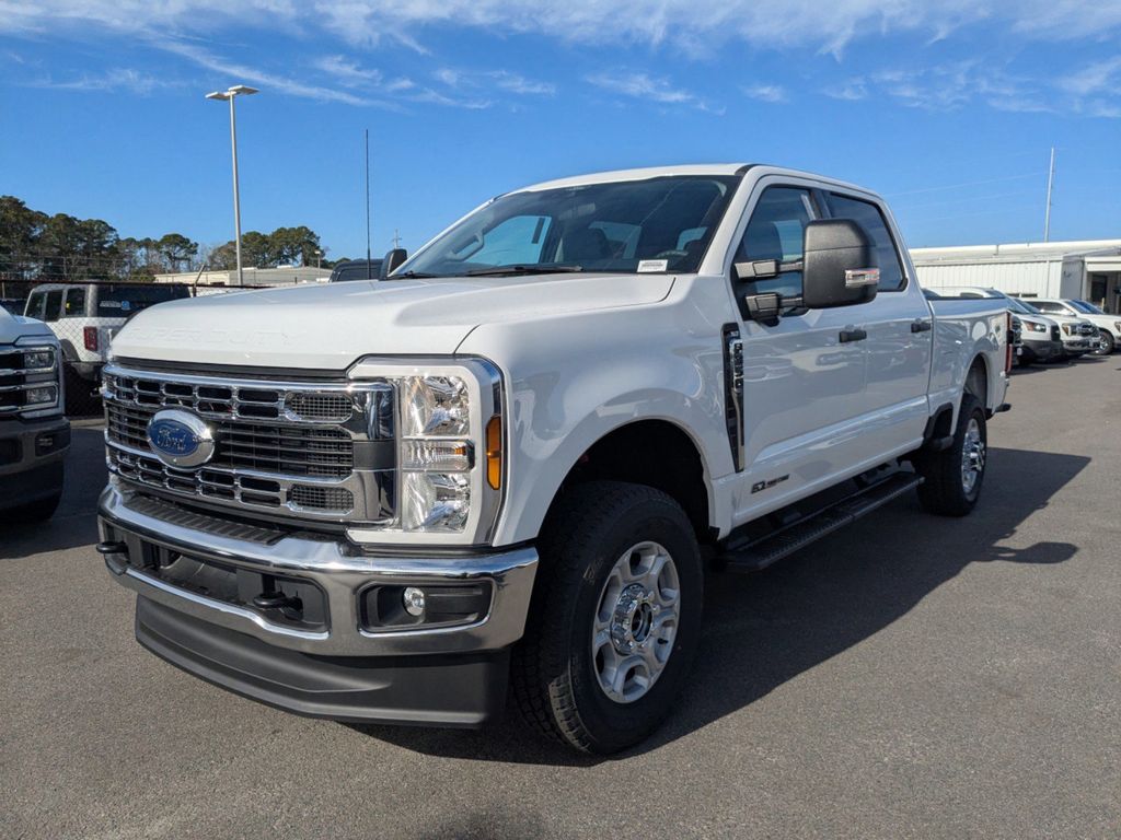 2026 Ford F-350 XLT