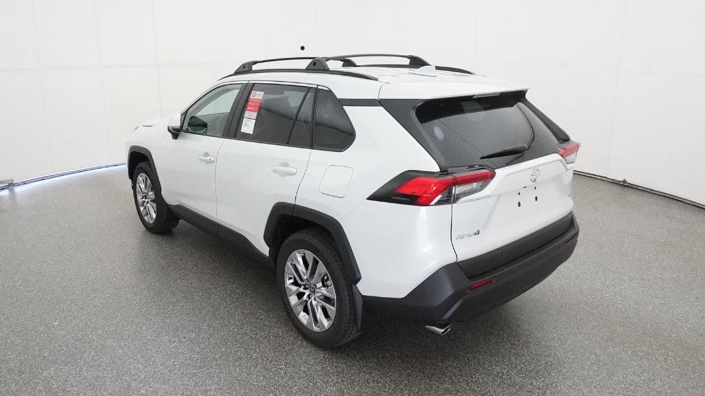 Thumbnail: 2025 Toyota RAV4 - 3