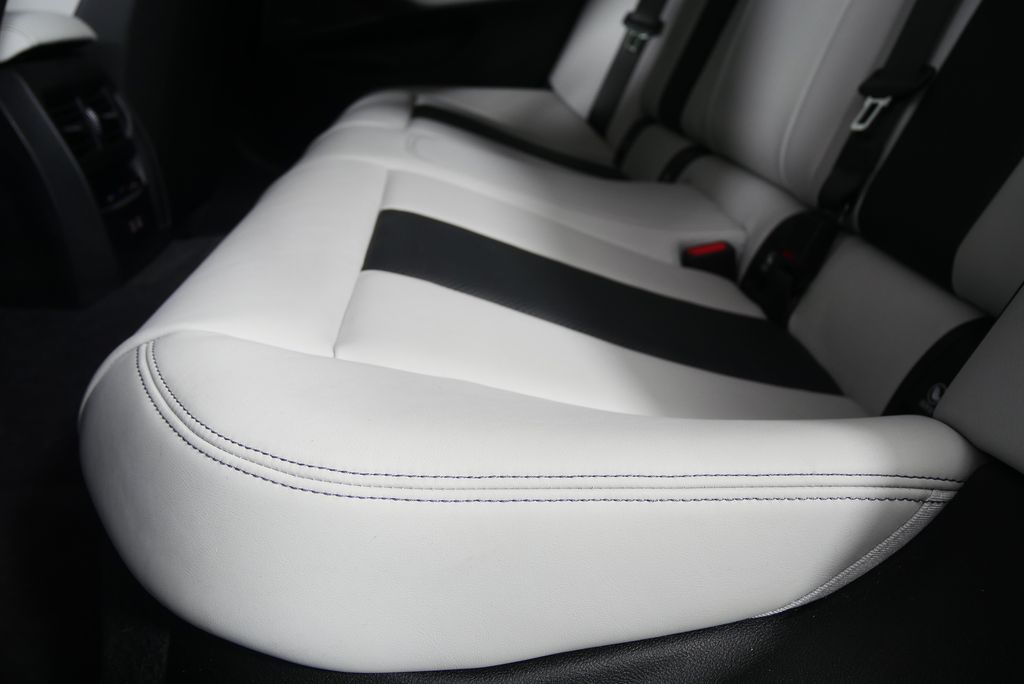 Thumbnail: 2021 BMW M3 - 16