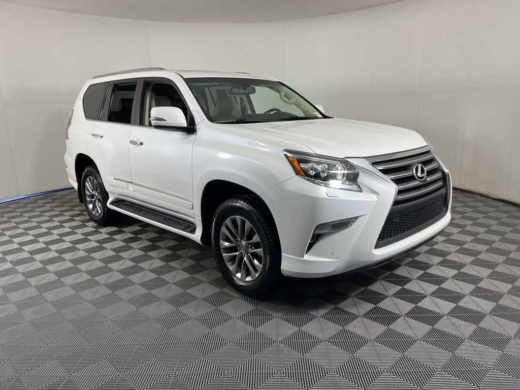 Thumbnail: 2017 Lexus GX - 17