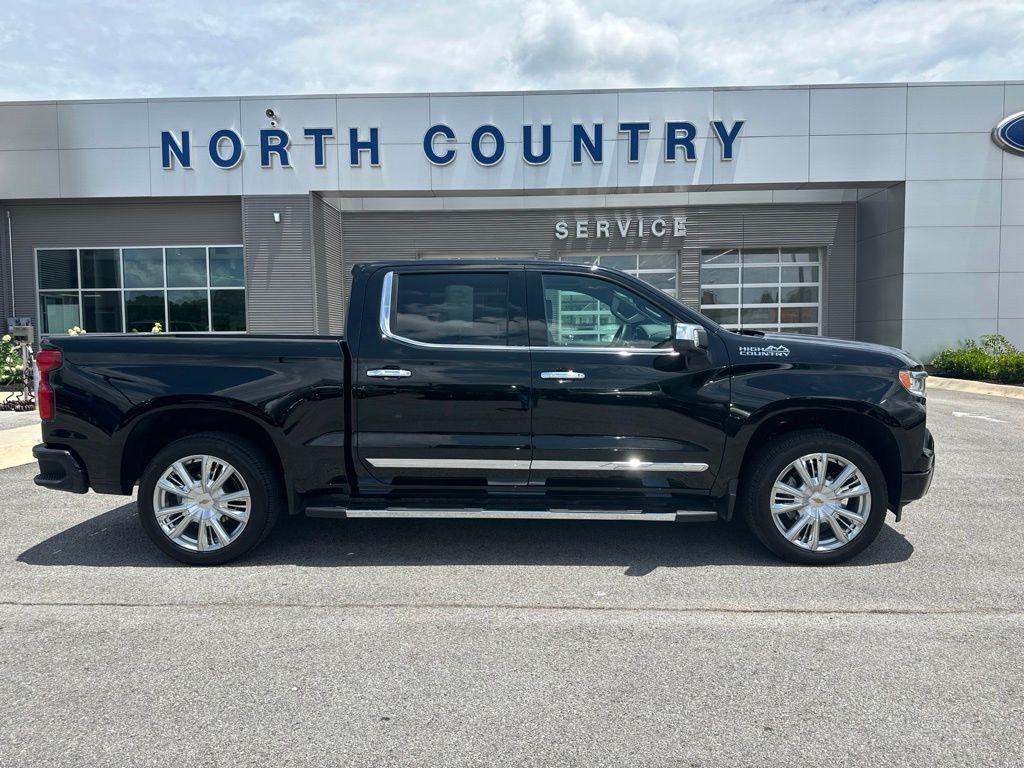 2024 Chevrolet Silverado 1500 High Country Crew Cab 4WD